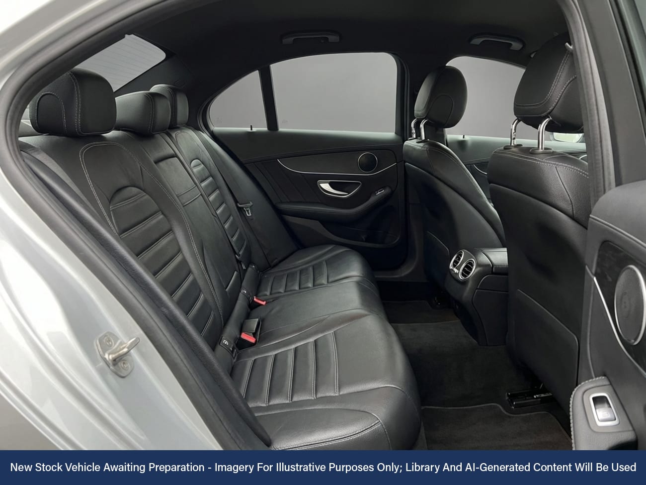 Used Mercedes-Benz C Class 2021 for sale - 77996650: Photo 4