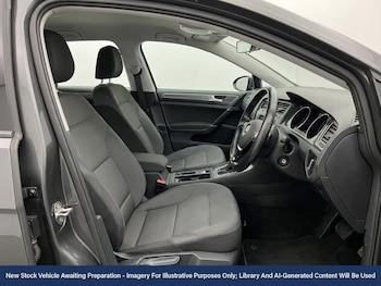 Used Volkswagen Golf 2020 for sale - 78495382: Photo