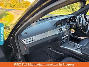 Used Mercedes-Benz E-Class 2016 for sale - 76206854: Photo 2