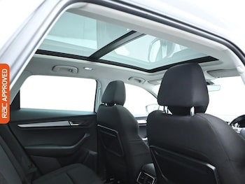 Used Skoda Karoq 2018 for sale - 78628718: Photo
