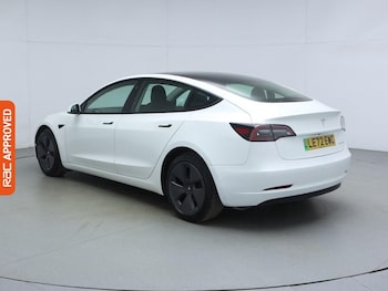Used Tesla Model 3 2023 for sale - 79234302: Photo