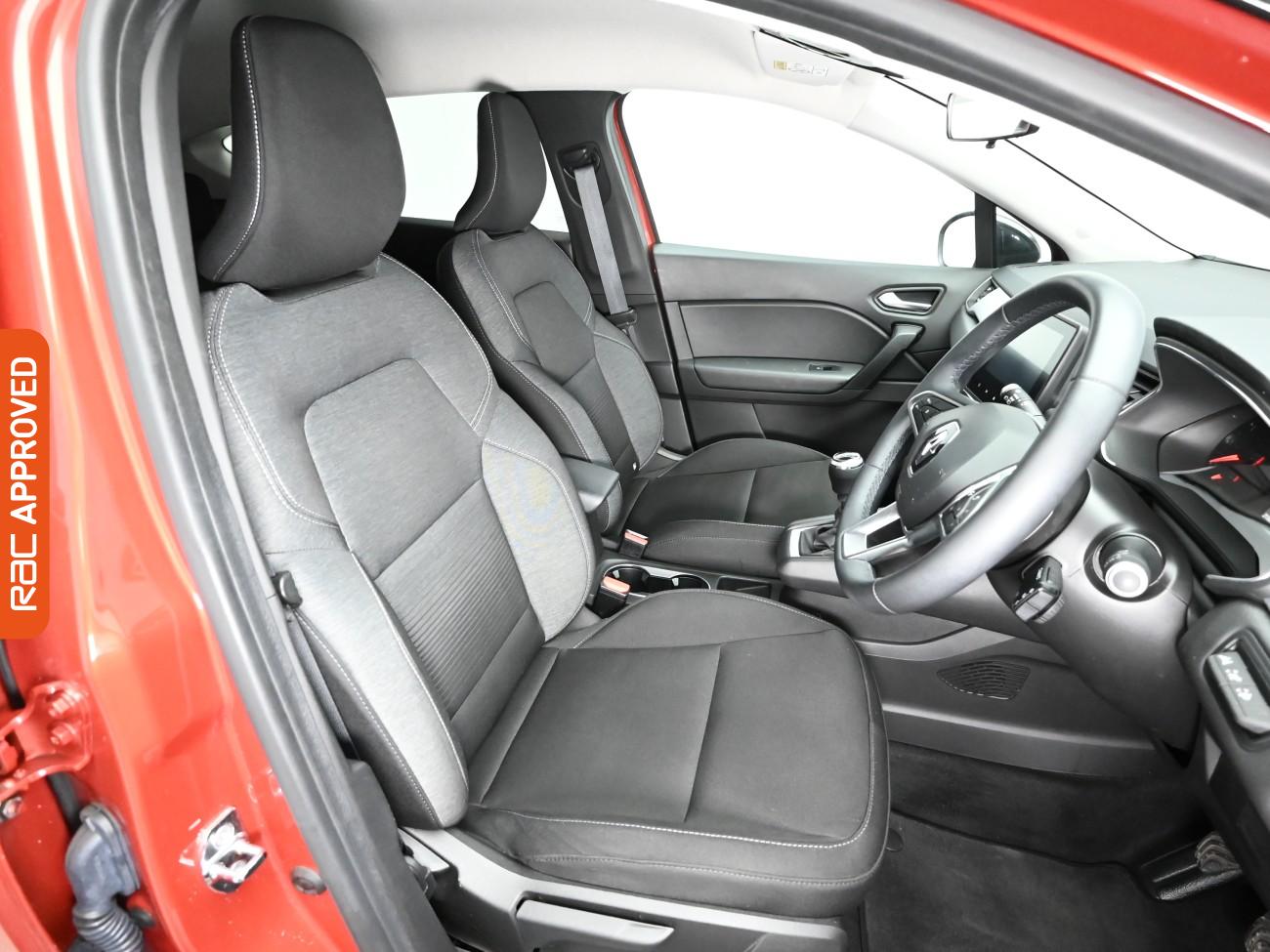 Used Renault Captur 2021 for sale - 76629858: Photo 12