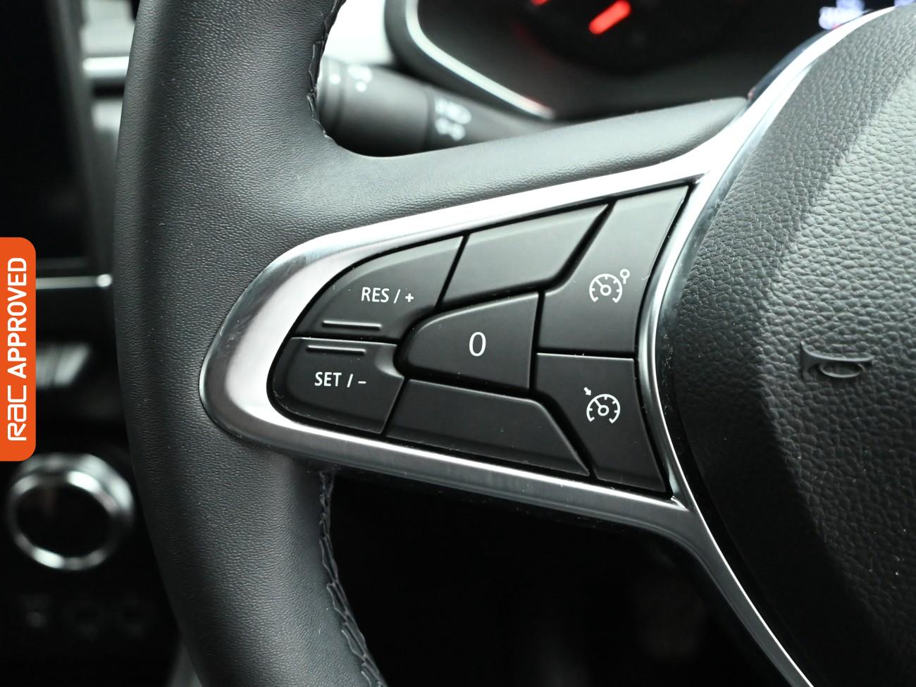 Used Renault Captur 2021 for sale - 76629858: Photo 22