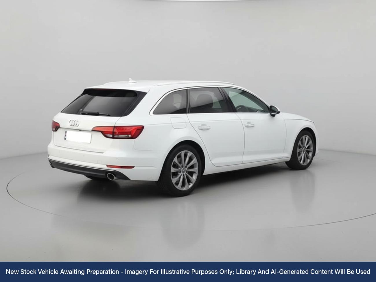 Used Audi A4 Avant 2016 for sale - 76462228: Photo 2