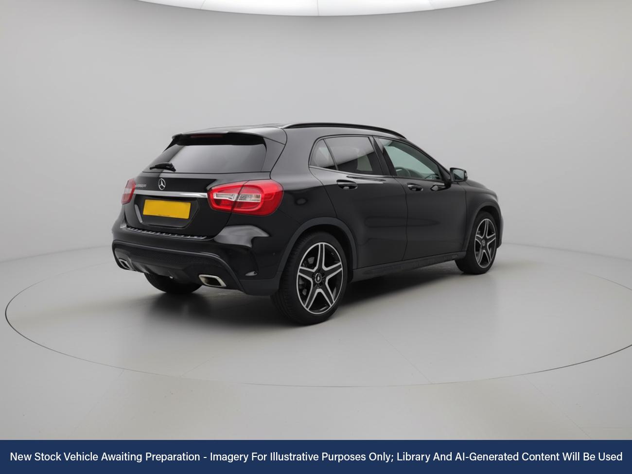 Used Mercedes-Benz GLA 2016 for sale - 76576219: Photo 2
