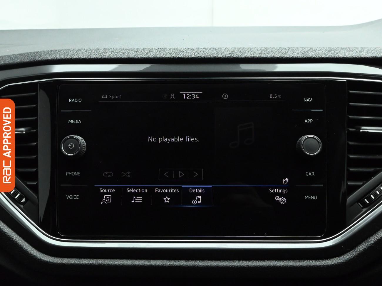 Used Volkswagen T-Roc 2021 for sale - 77128898: Photo 21