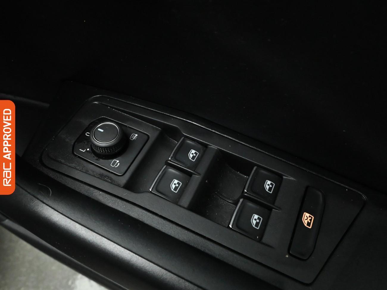 Used Volkswagen T-Roc 2021 for sale - 77128898: Photo 27