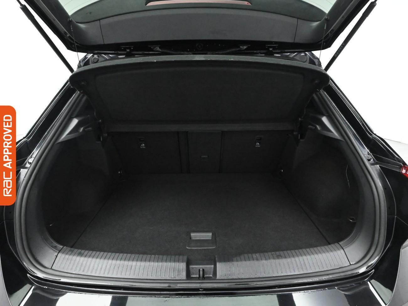 Used Volkswagen T-Roc 2021 for sale - 77128898: Photo 28