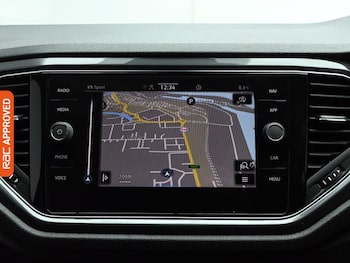 Used Volkswagen T-Roc 2021 for sale - 77128898: Photo