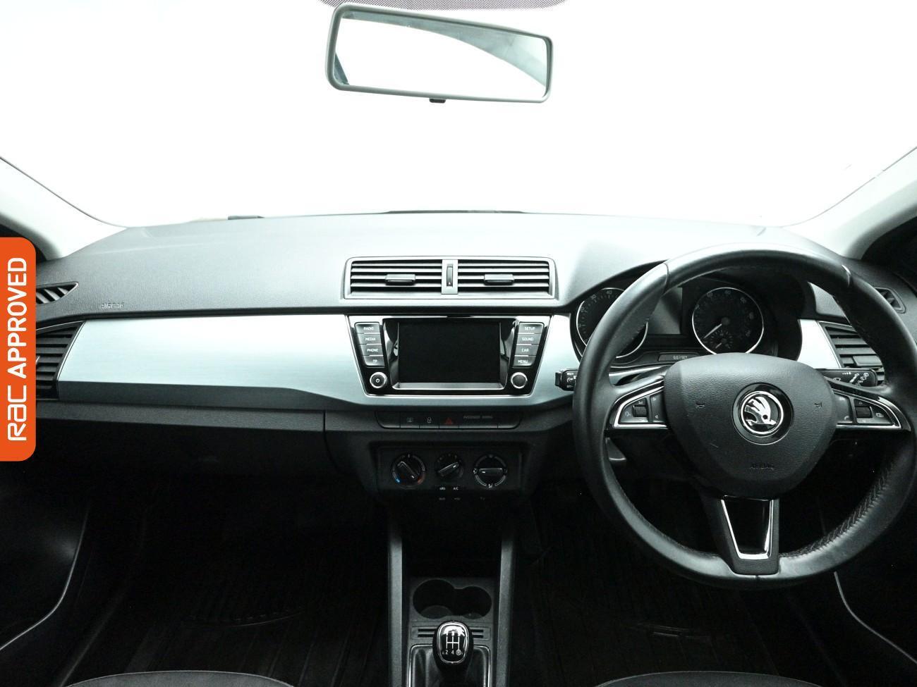 Used Skoda Fabia 2018 for sale - 77989698: Photo 2