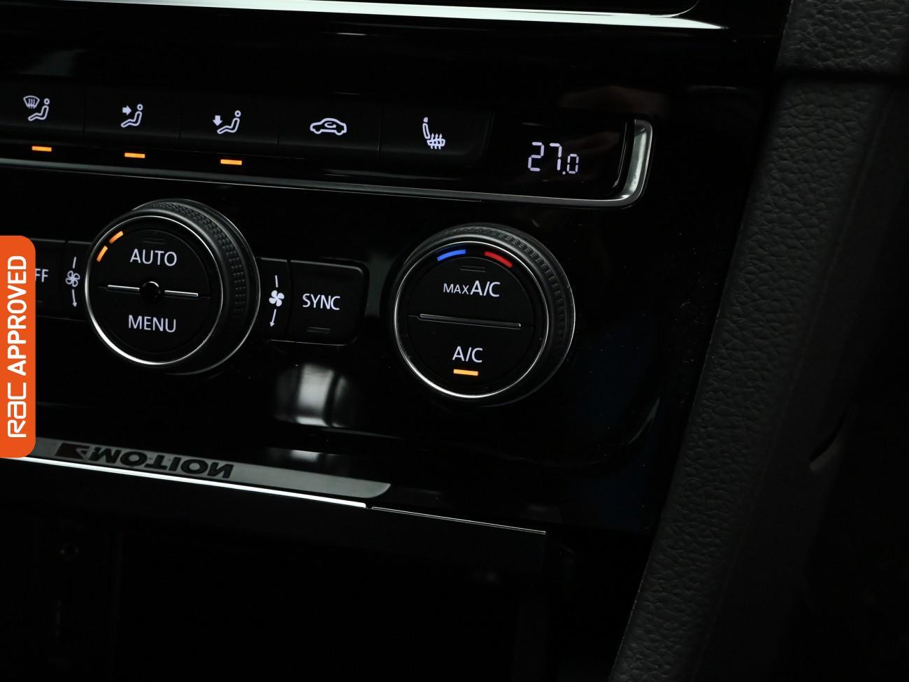 Used Volkswagen Golf 2017 for sale - 77286896: Photo 16