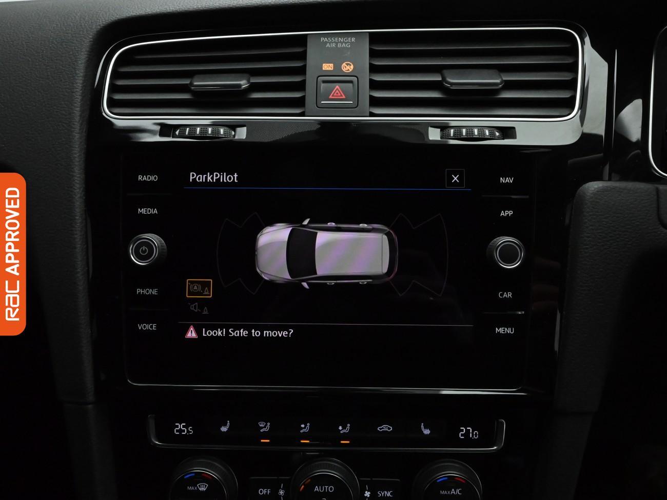 Used Volkswagen Golf 2017 for sale - 77286896: Photo 3