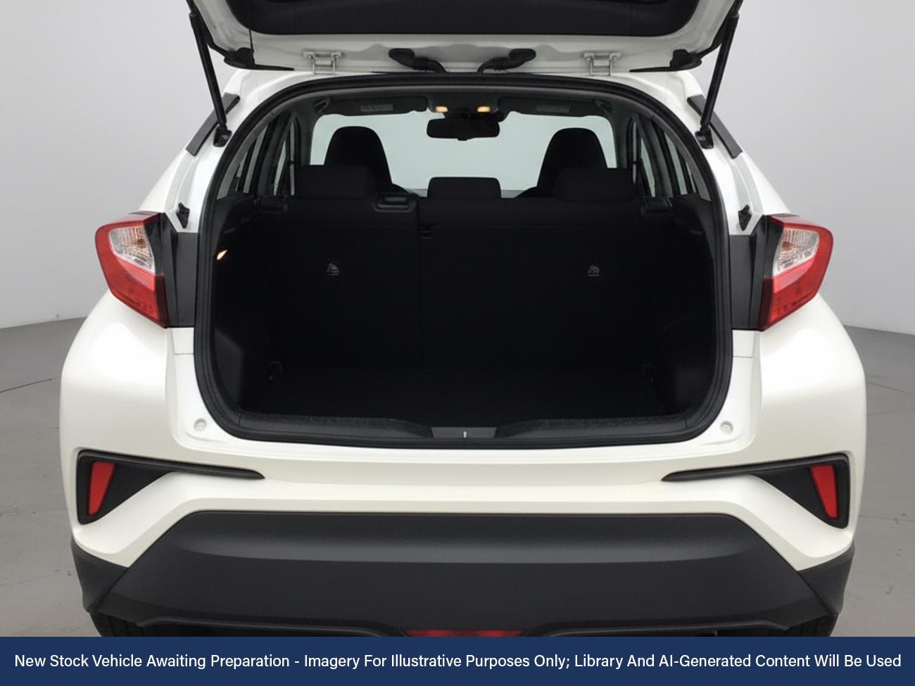 Used Toyota C-HR 2019 for sale - 76576237: Photo 4