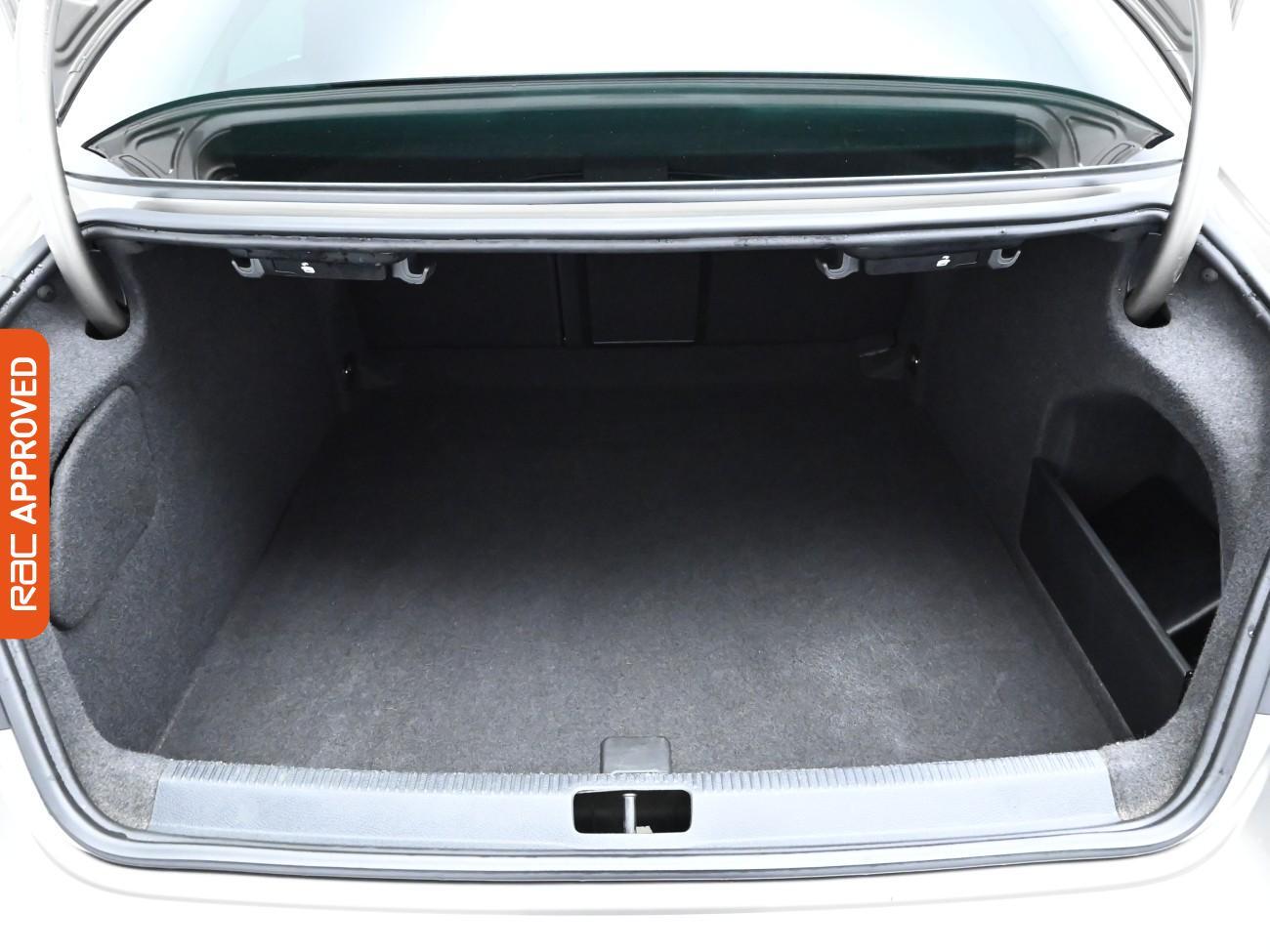 Used Volkswagen CC 2014 for sale - 76526972: Photo 28