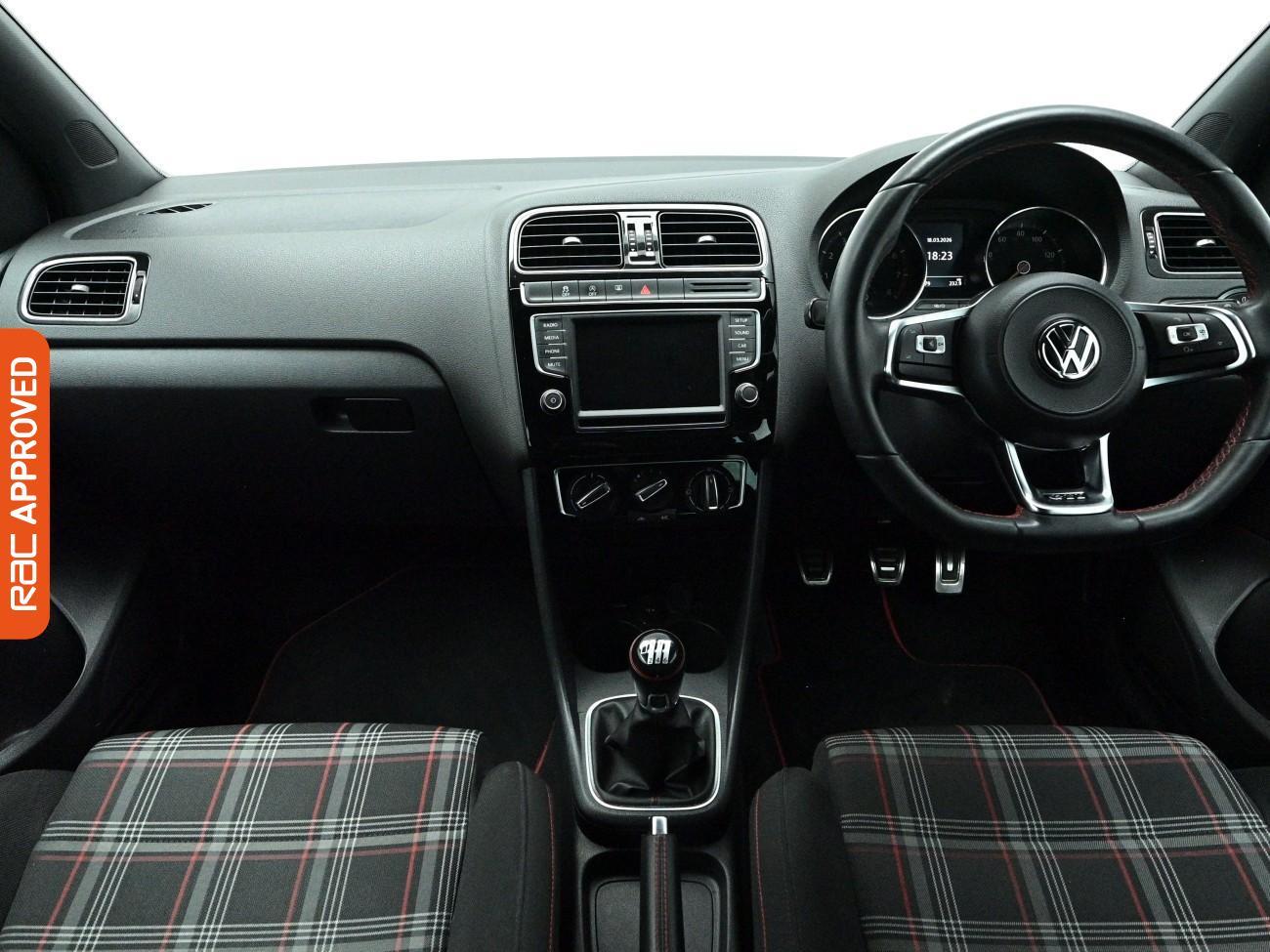 Used Volkswagen Polo 2017 for sale - 78024781: Photo 2