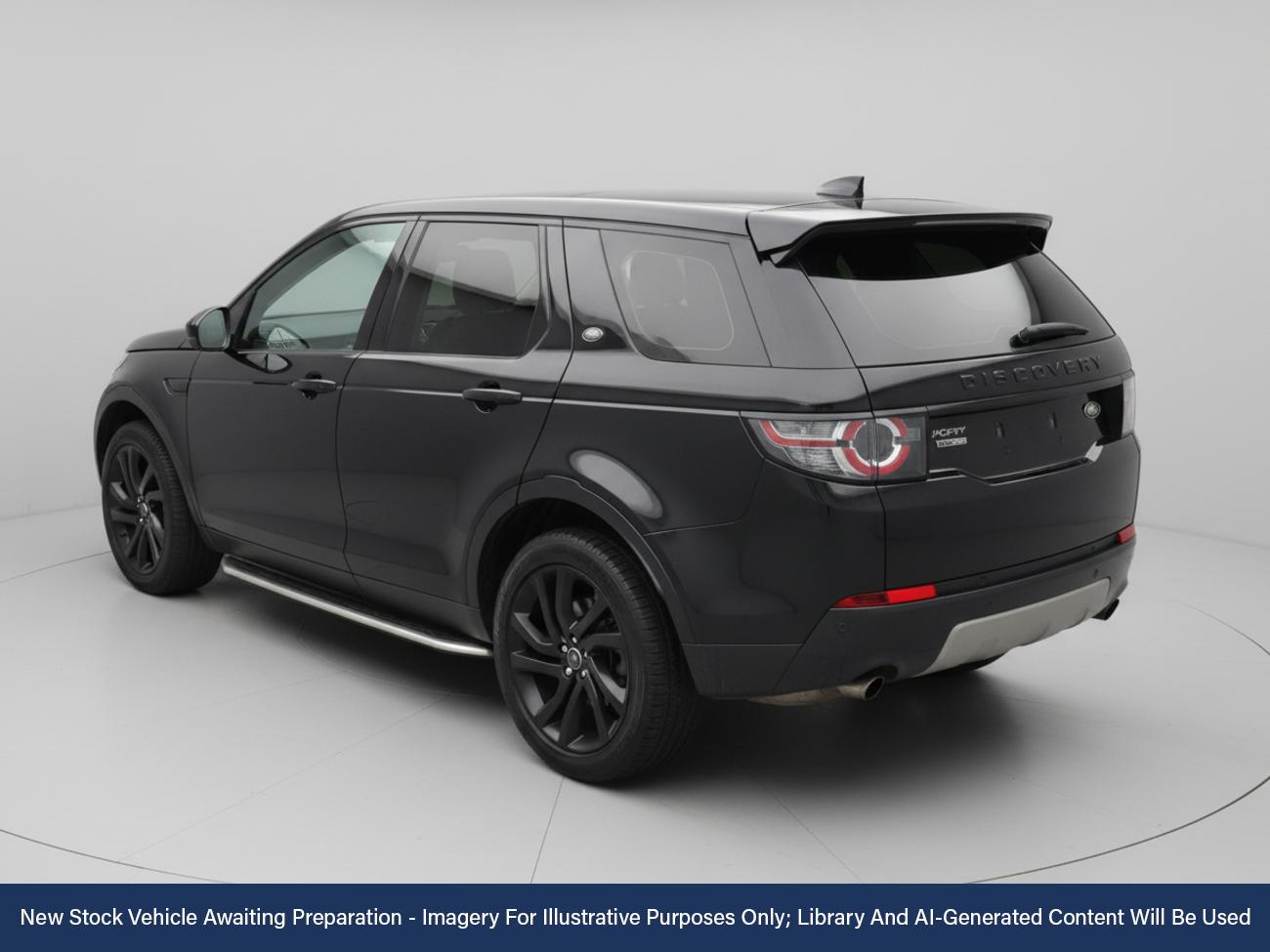 Used Land Rover Discovery Sport 2016 for sale - 76629775: Photo 2