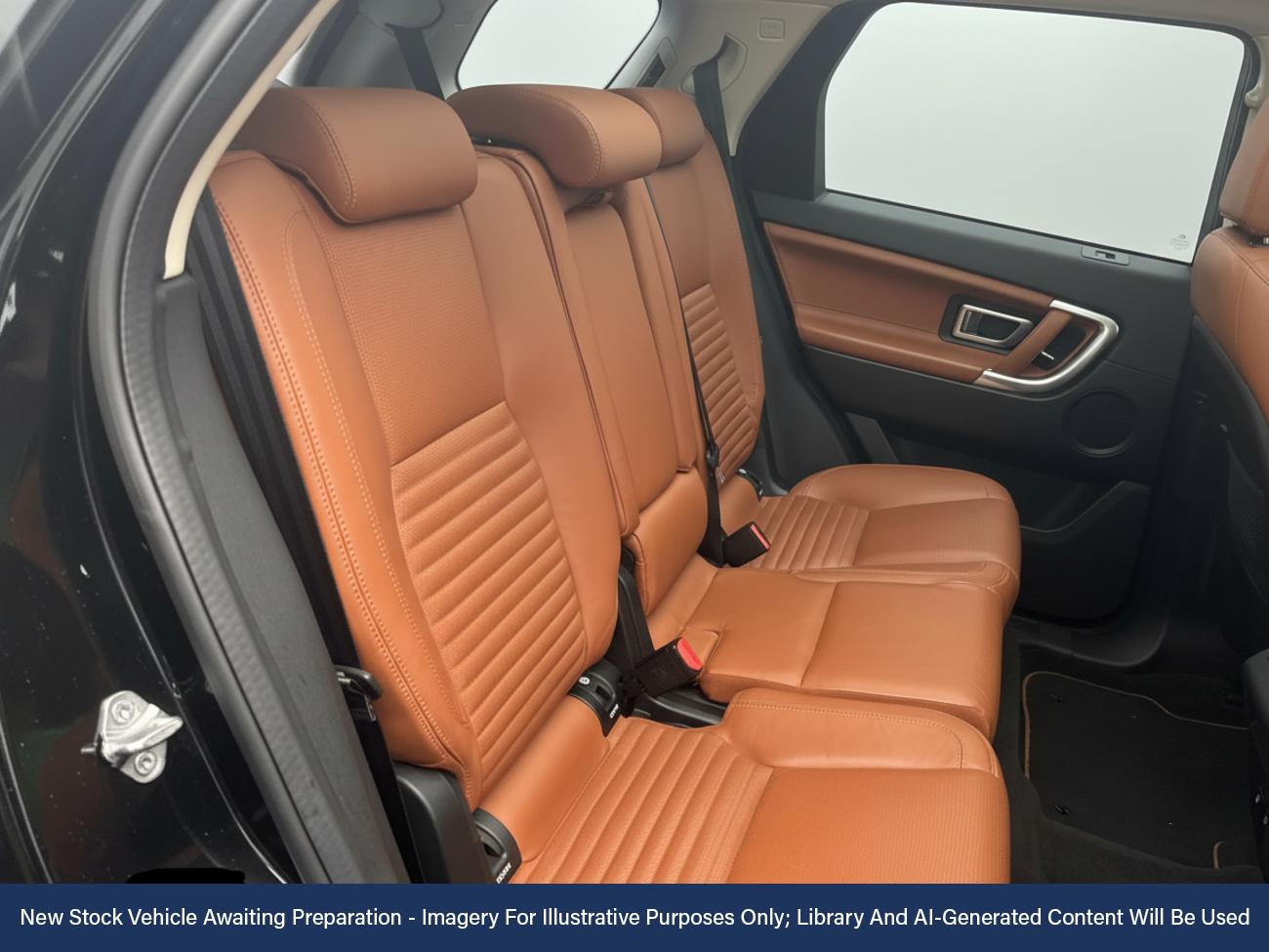 Used Land Rover Discovery Sport 2016 for sale - 76629775: Photo 4