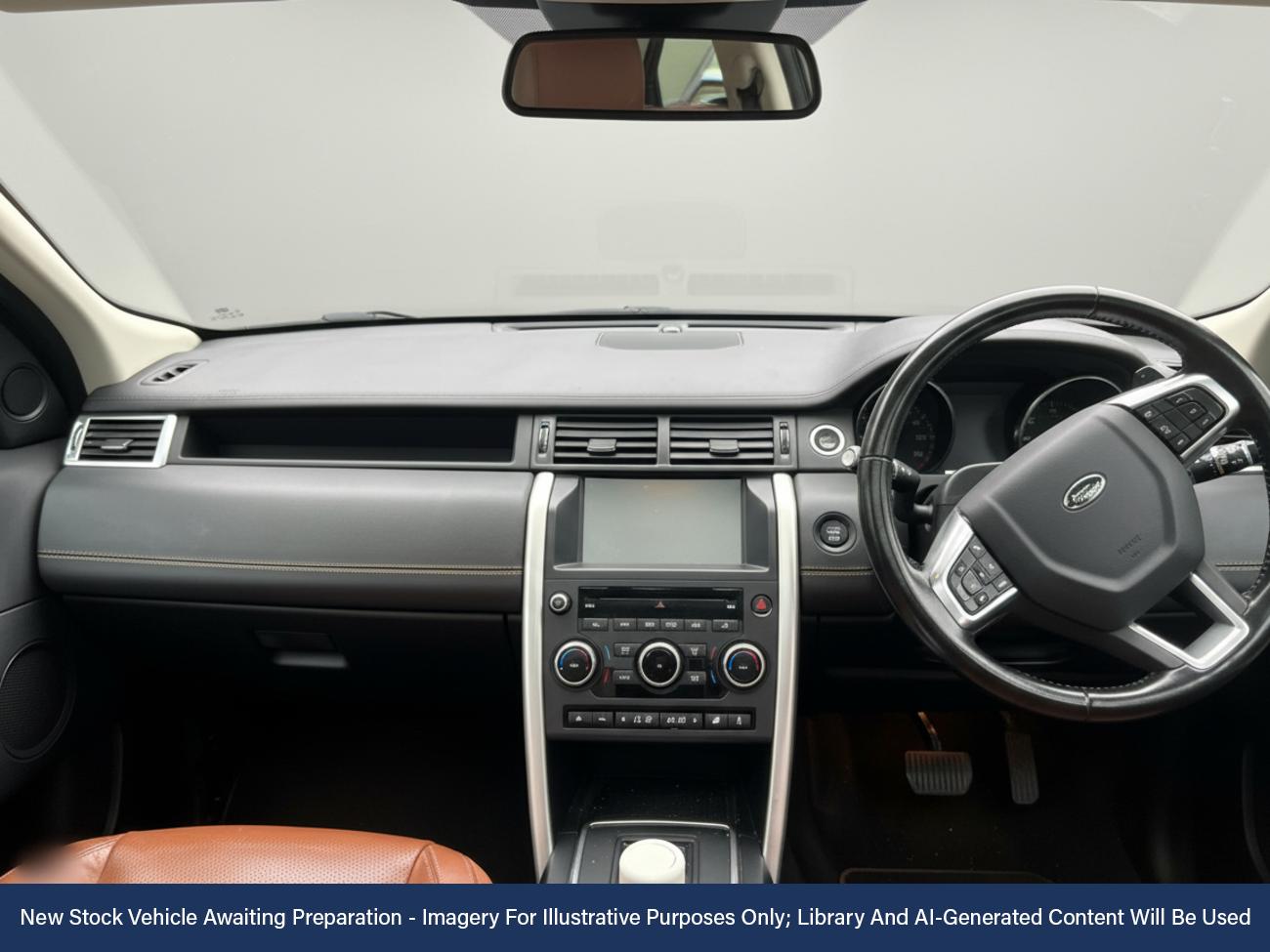 Used Land Rover Discovery Sport 2016 for sale - 76629775: Photo 6