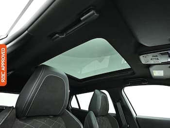 Used Peugeot E-2008 2023 for sale - 79500048: Photo