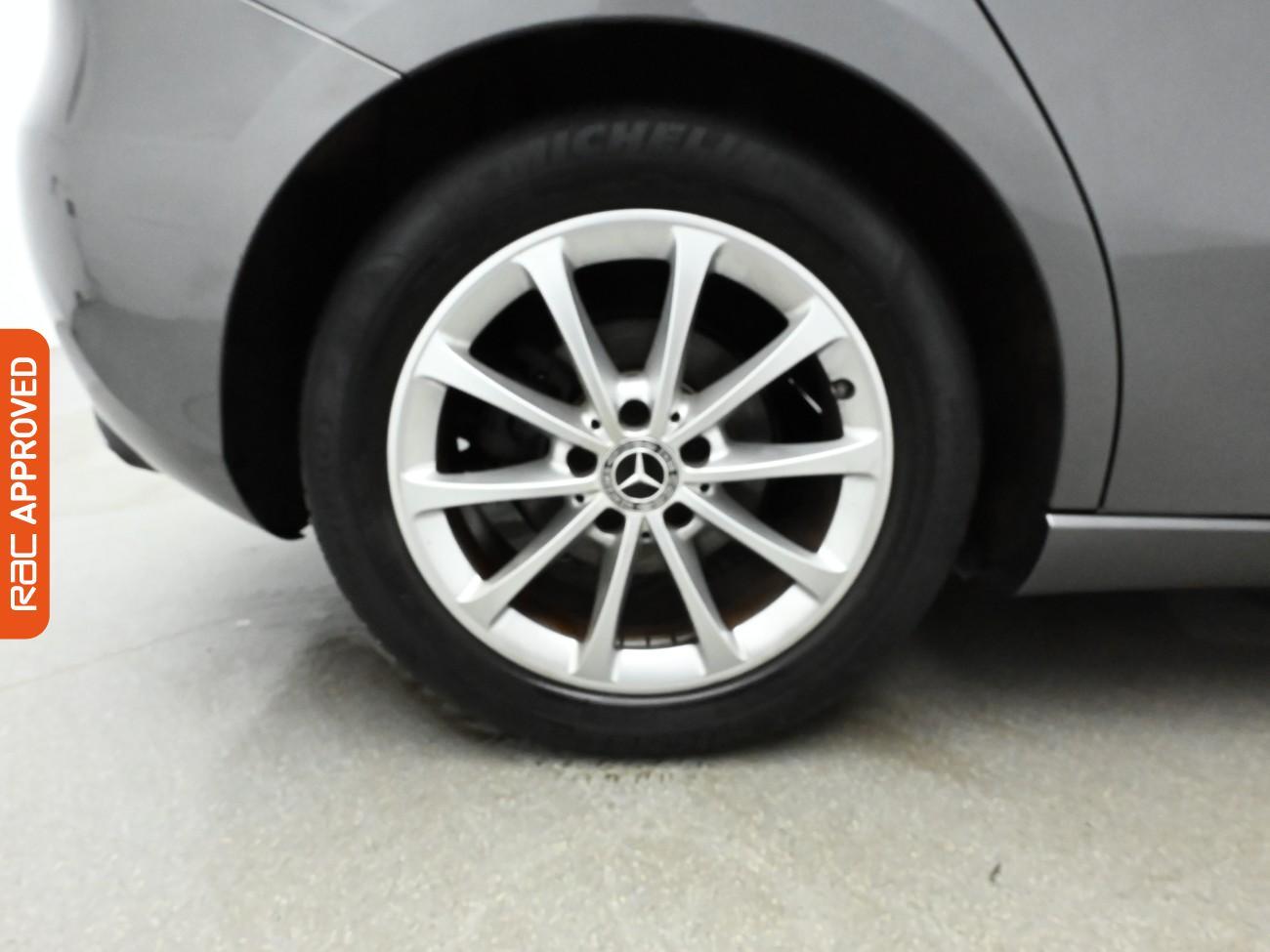 Used Mercedes-Benz A-Class 2018 for sale - 76949548: Photo 26