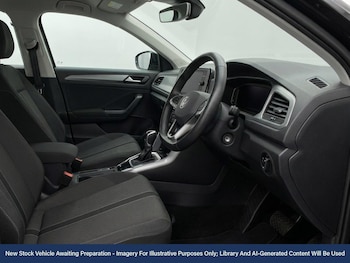 Used Volkswagen T-Roc 2024 for sale - 79143095: Photo