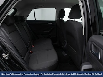 Used Volkswagen T-Roc 2024 for sale - 79143095: Photo