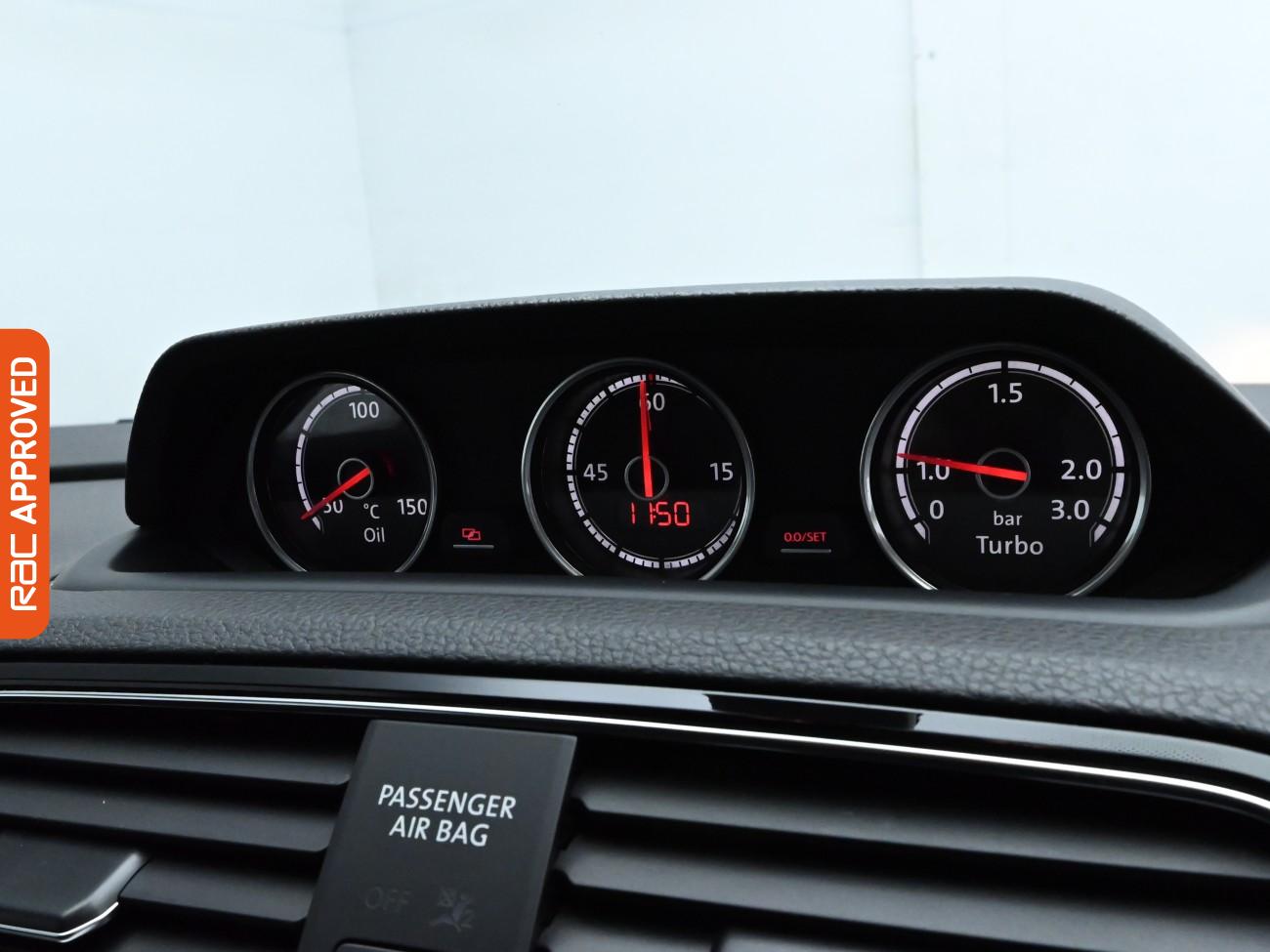 Used Volkswagen Scirocco 2015 for sale - 76292440: Photo 11