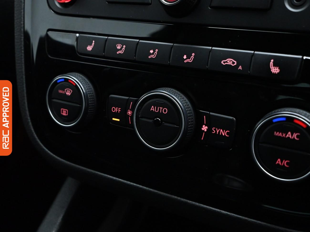 Used Volkswagen Scirocco 2015 for sale - 76292440: Photo 16