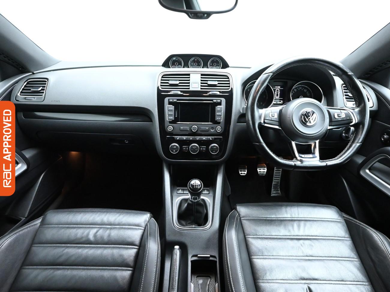 Used Volkswagen Scirocco 2015 for sale - 76292440: Photo 2
