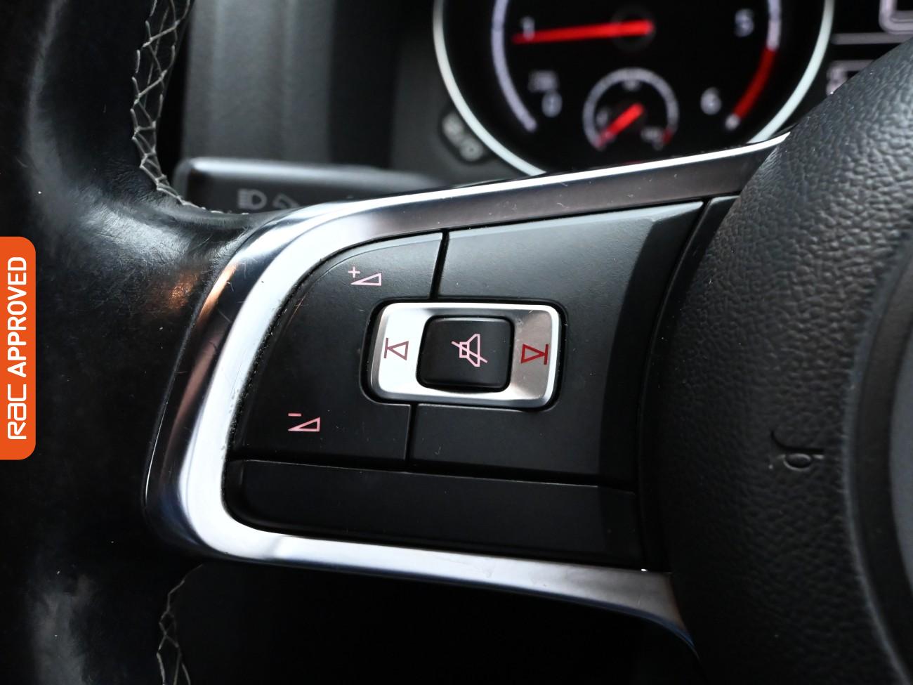 Used Volkswagen Scirocco 2015 for sale - 76292440: Photo 22
