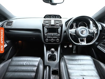 Used Volkswagen Scirocco 2015 for sale - 76292440: Photo