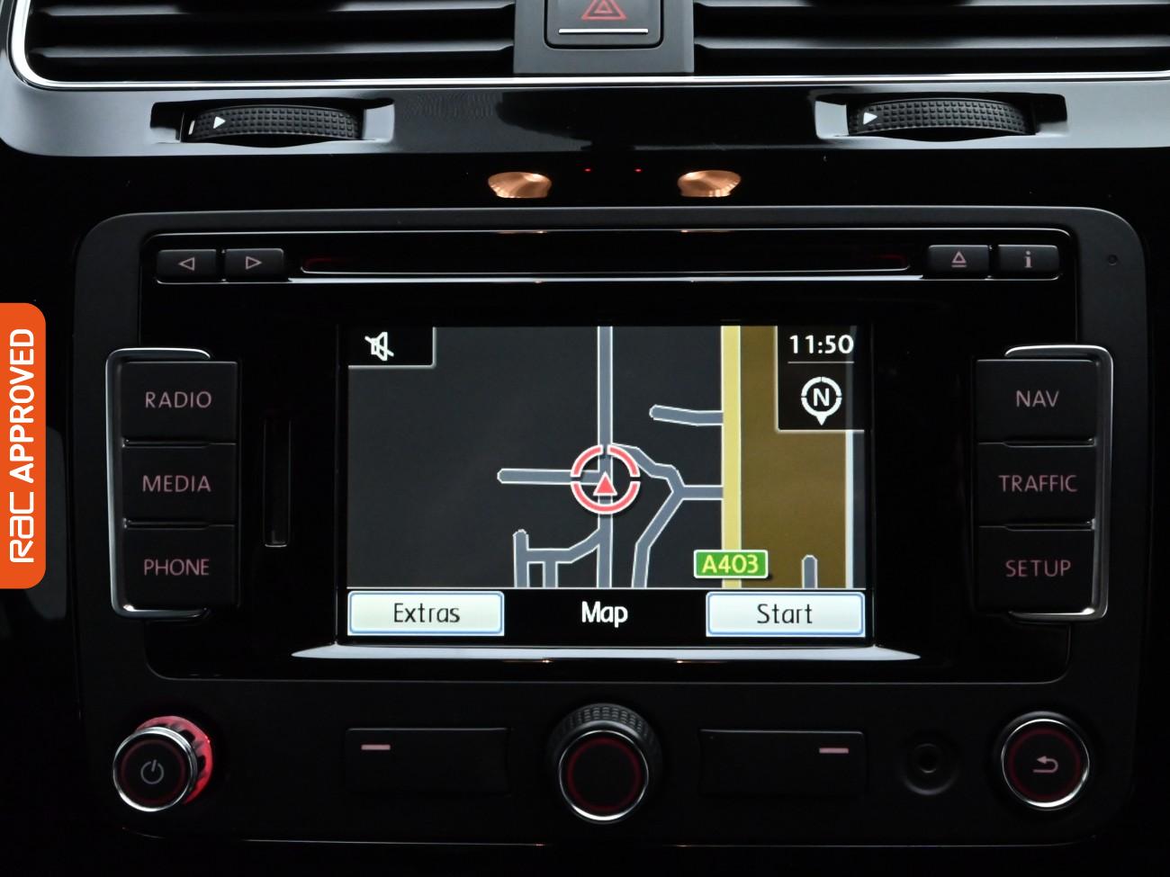 Used Volkswagen Scirocco 2015 for sale - 76292440: Photo 3