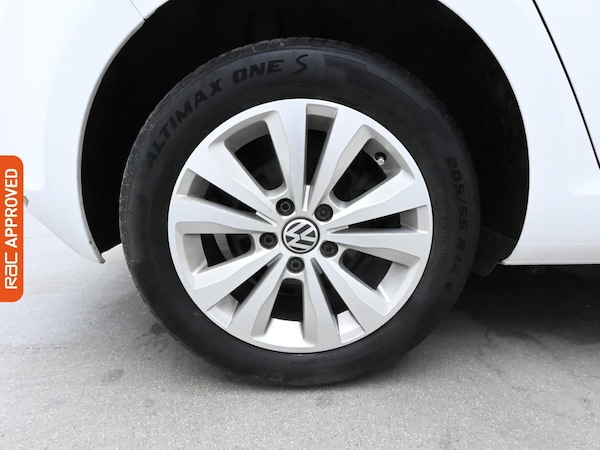 Used Volkswagen Golf 2015 for sale - 75582684: Photo 24