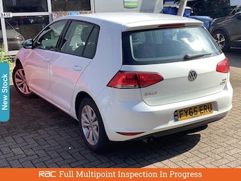 Used Volkswagen Golf 2015 for sale - 75582684: Photo