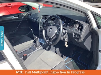 Used Volkswagen Golf 2015 for sale - 75582684: Photo