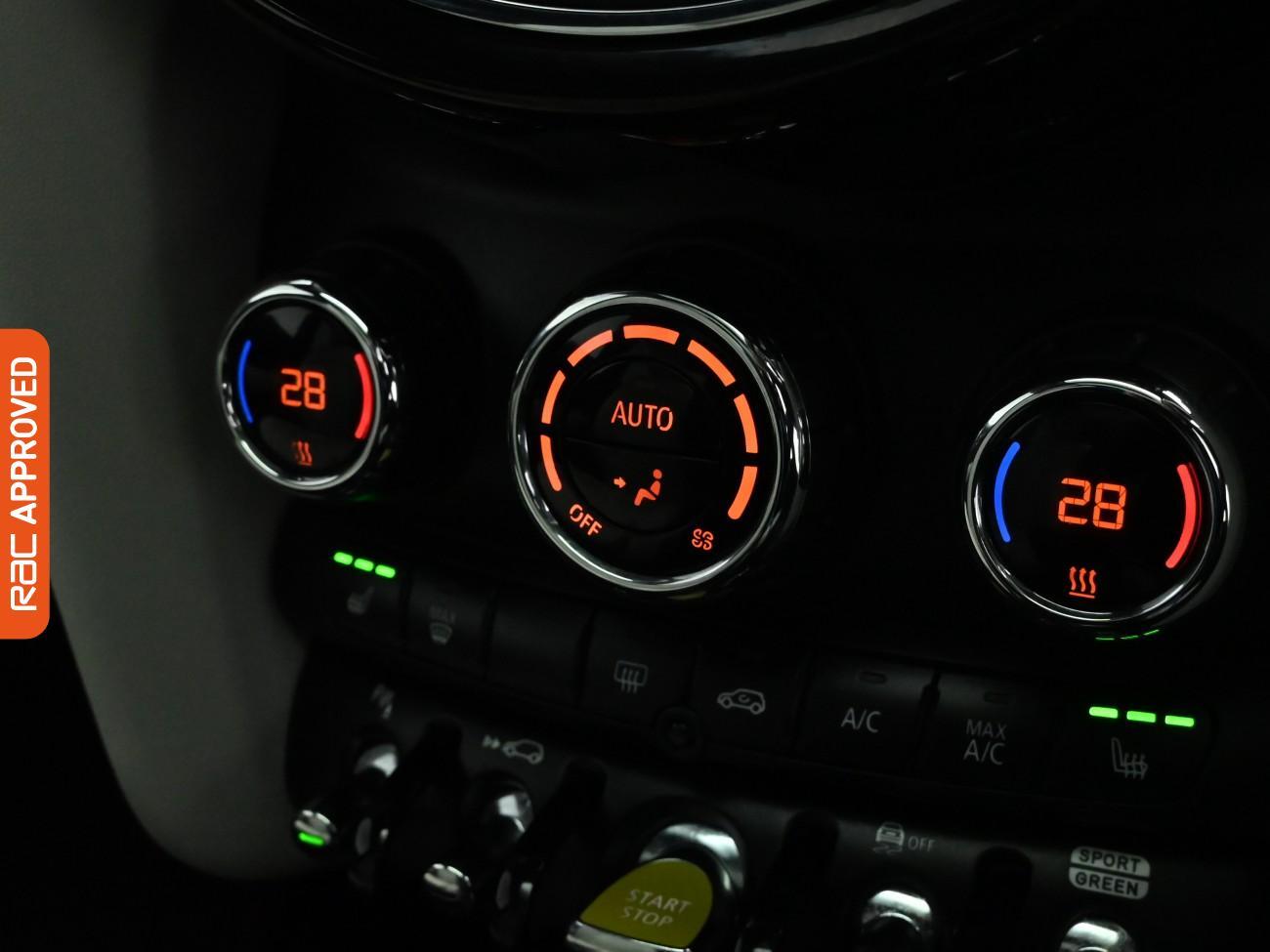 Used MINI Electric Hatch 2021 for sale - 76576249: Photo 18