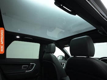 Used Land Rover Discovery Sport 2019 for sale - 75823926: Photo