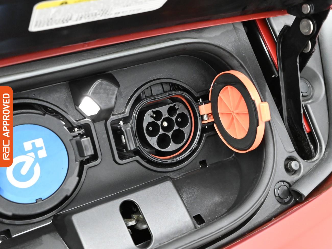 Used Nissan Leaf 2020 for sale - 77520306: Photo 30