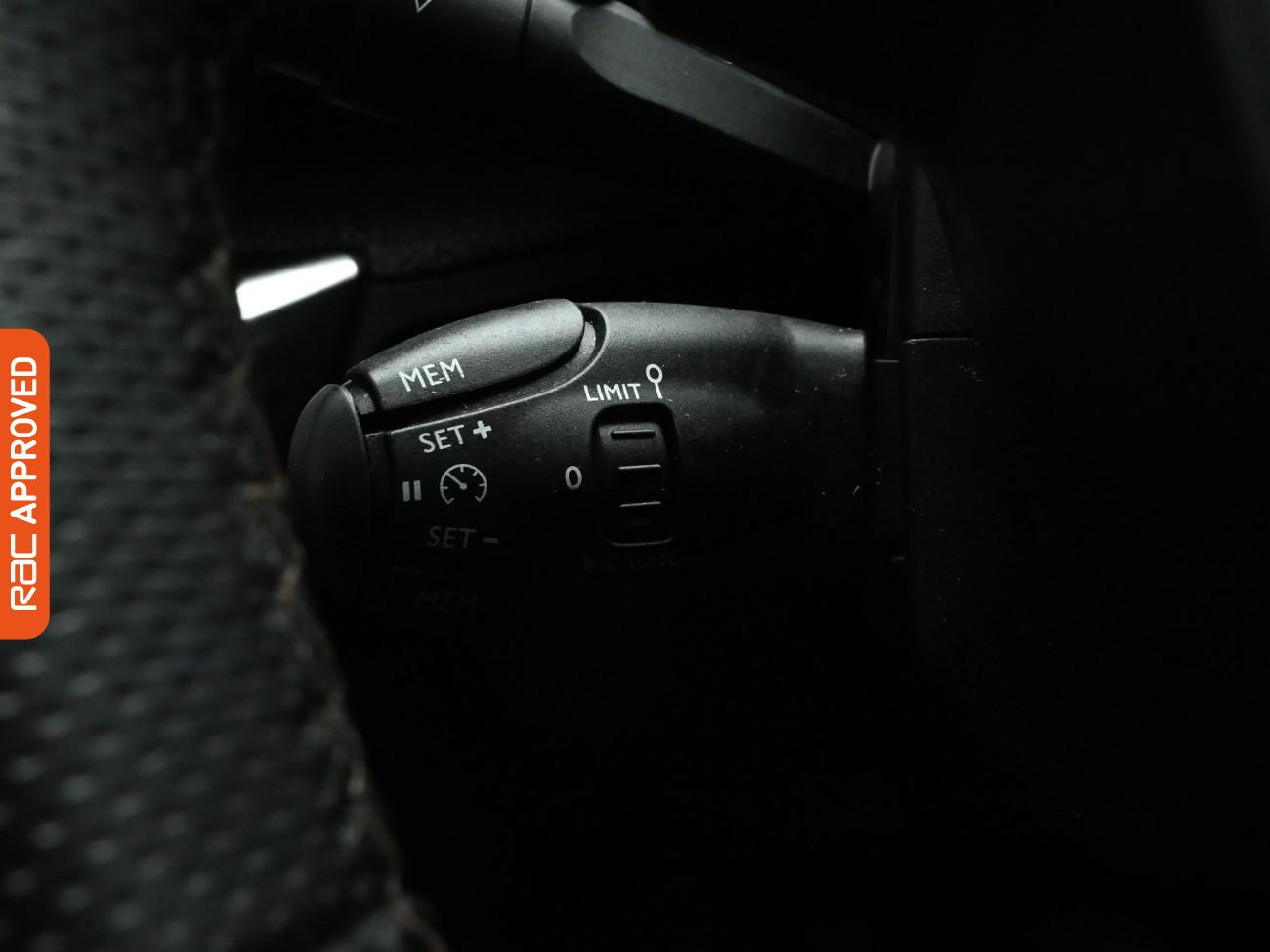 Used Peugeot 3008 2018 for sale - 76649236: Photo 17