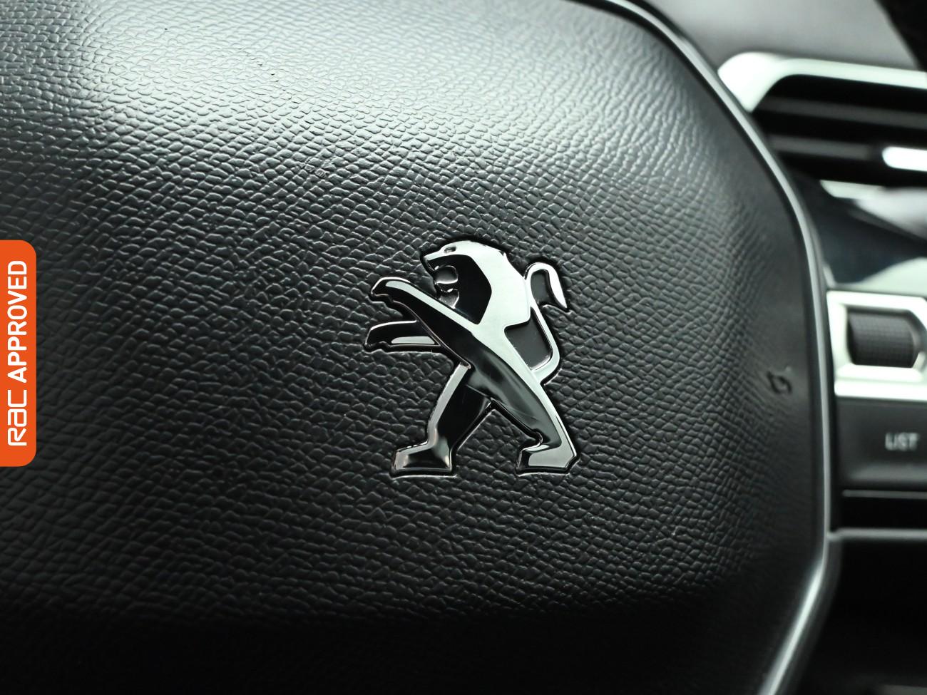 Used Peugeot 3008 2018 for sale - 76649236: Photo 25