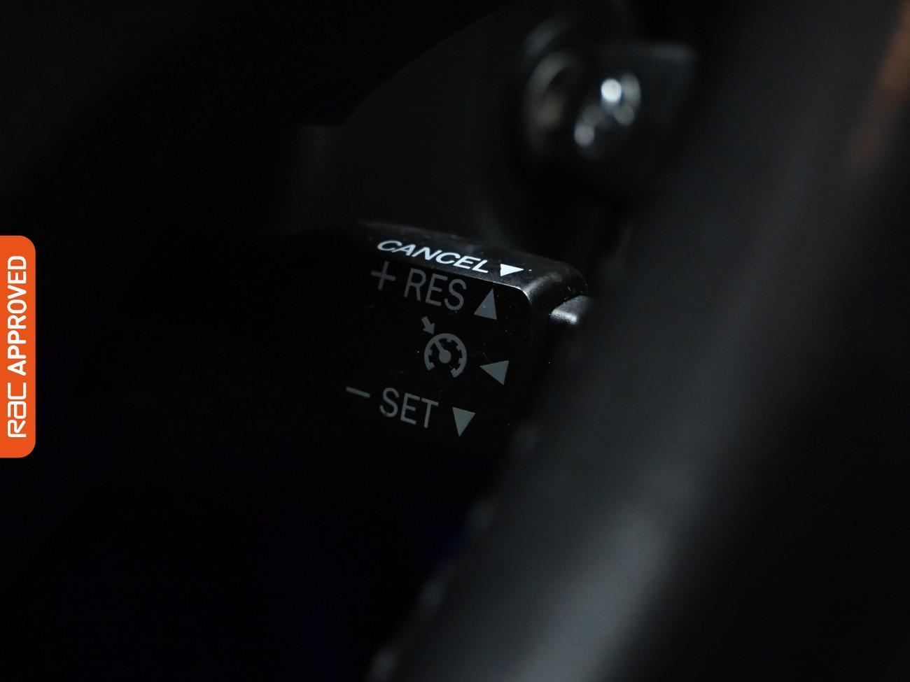 Used Toyota Auris 2013 for sale - 76330618: Photo 18