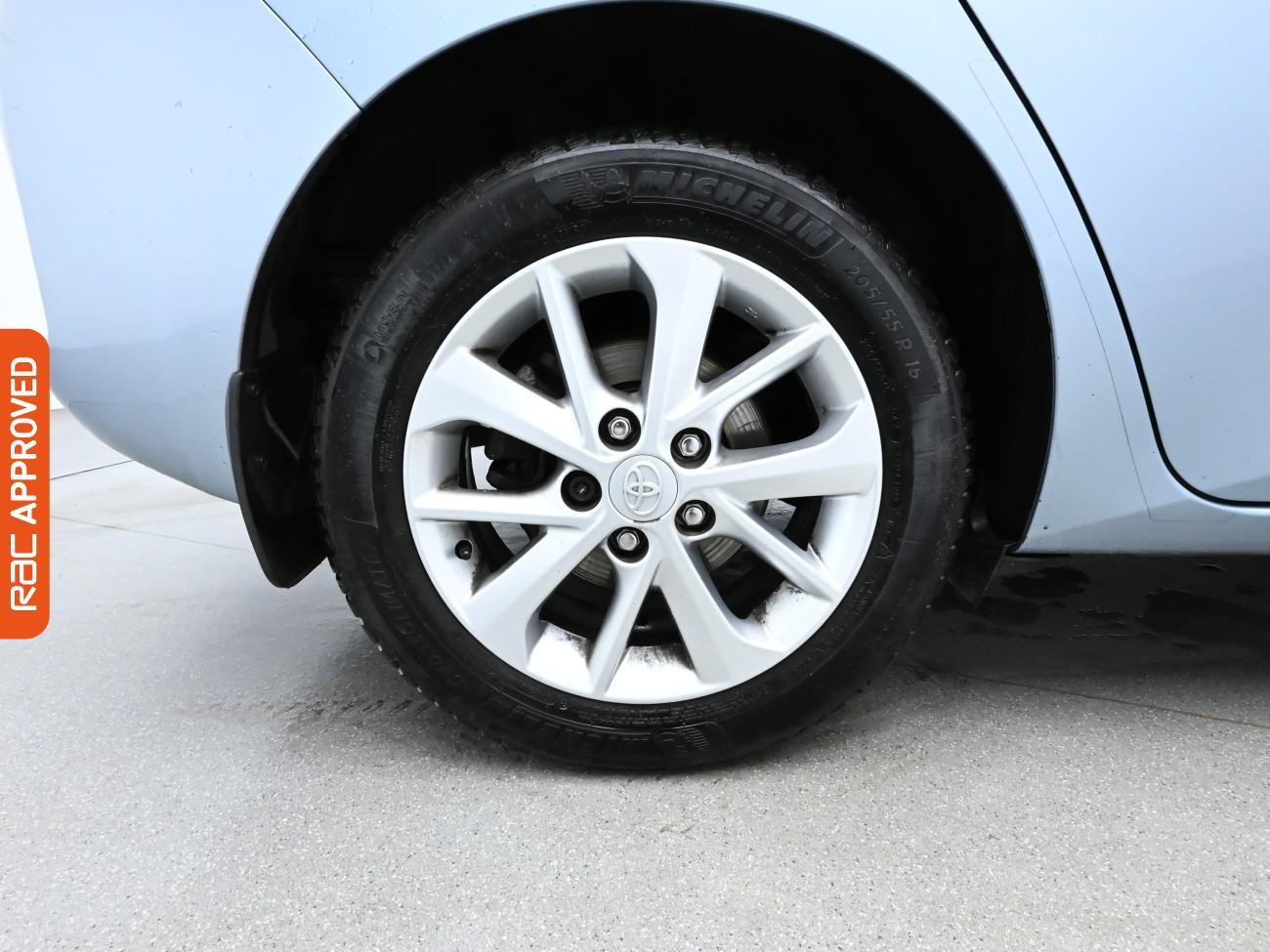 Used Toyota Auris 2013 for sale - 76330618: Photo 26