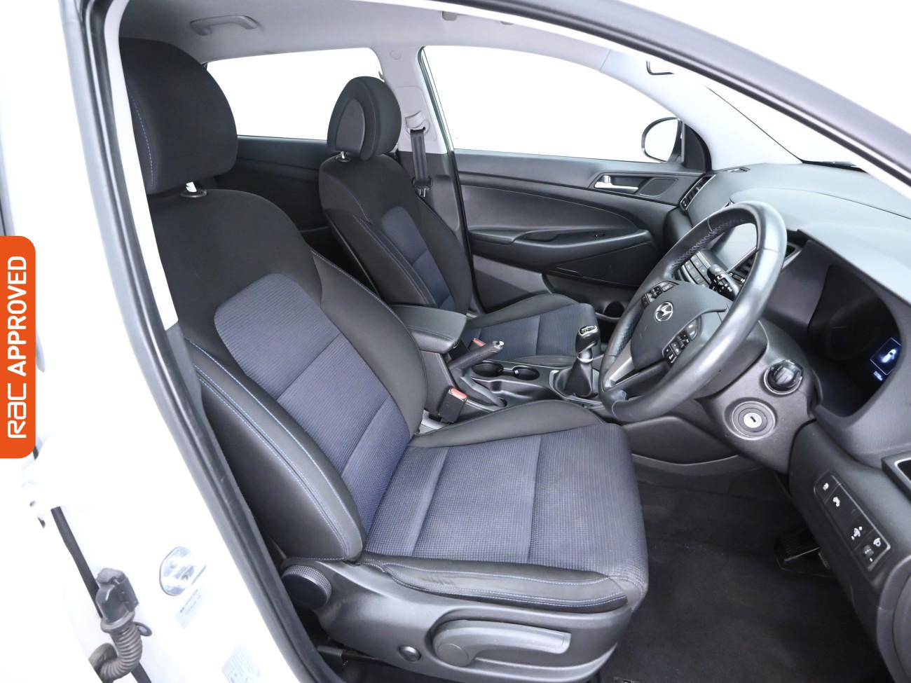 Used Hyundai TUCSON 2017 for sale - 77101153: Photo 12