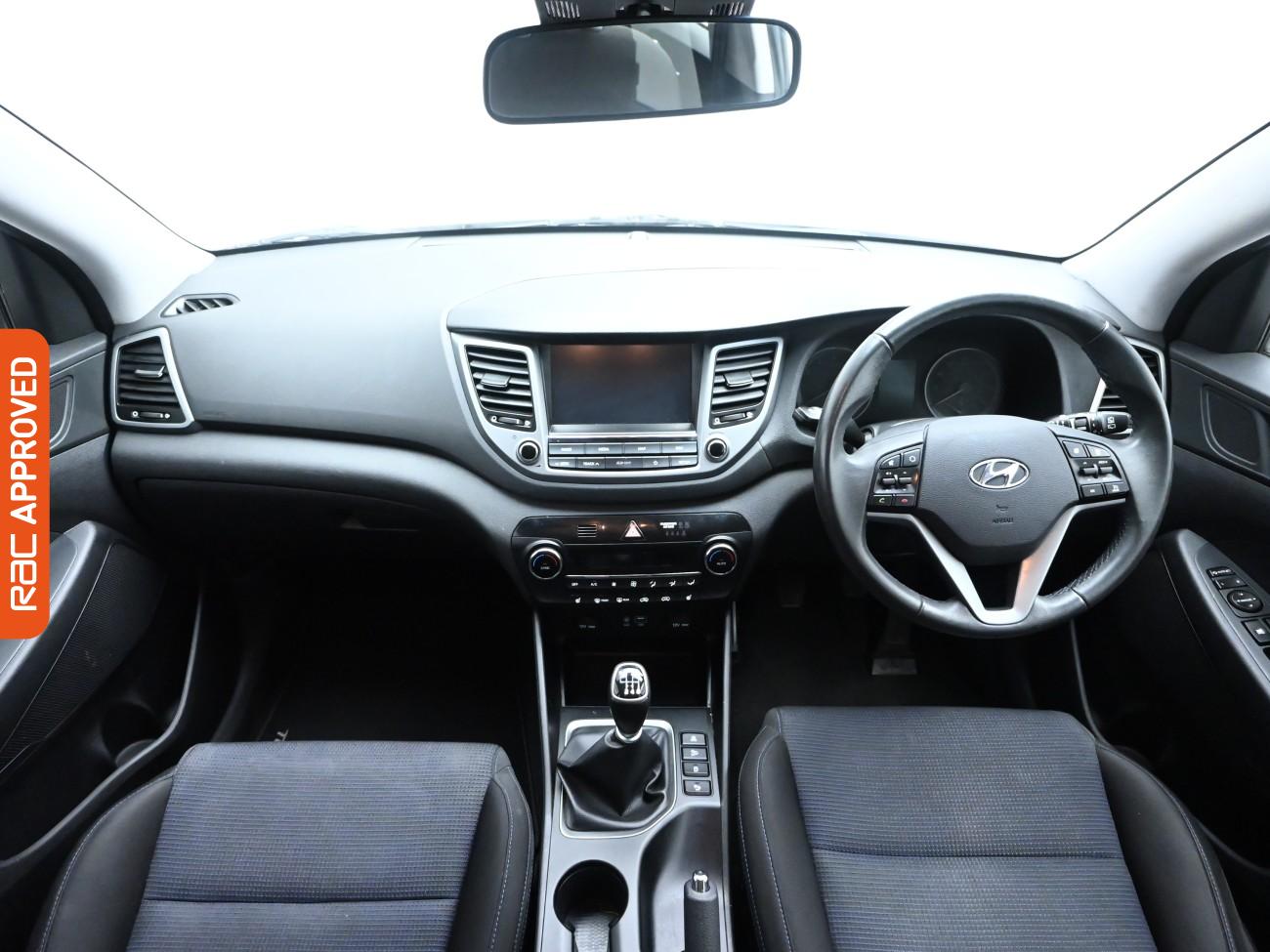 Used Hyundai TUCSON 2017 for sale - 77101153: Photo 2