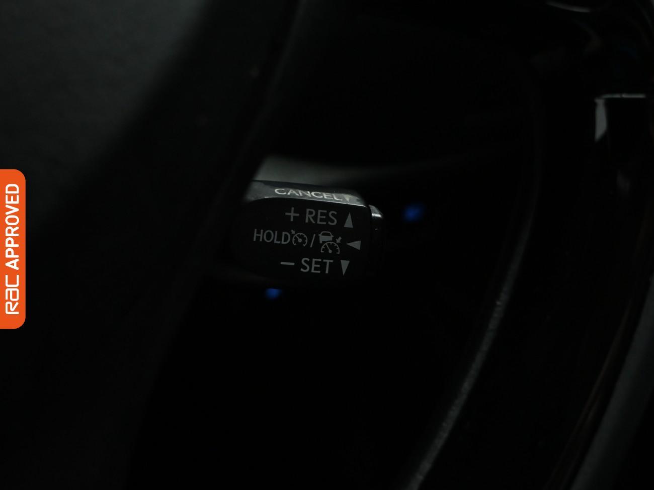 Used Toyota C-HR 2020 for sale - 77642090: Photo 14