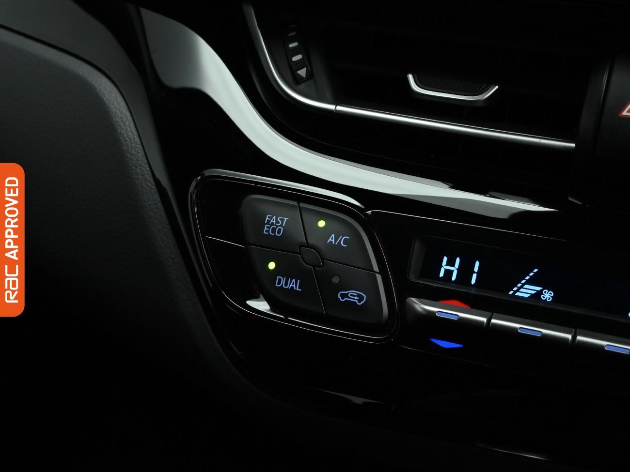 Used Toyota C-HR 2020 for sale - 77642090: Photo 17