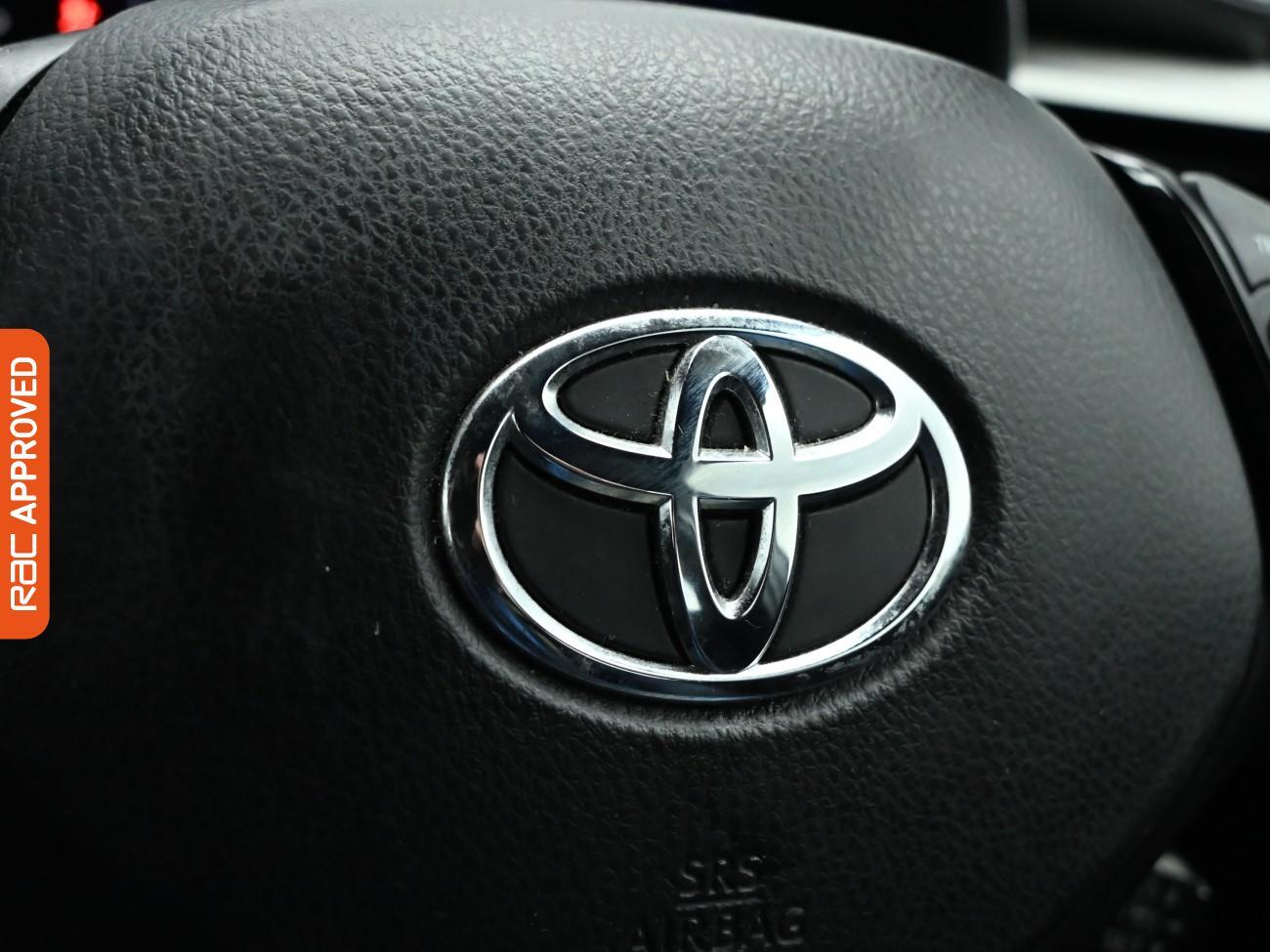 Used Toyota C-HR 2020 for sale - 77642090: Photo 22