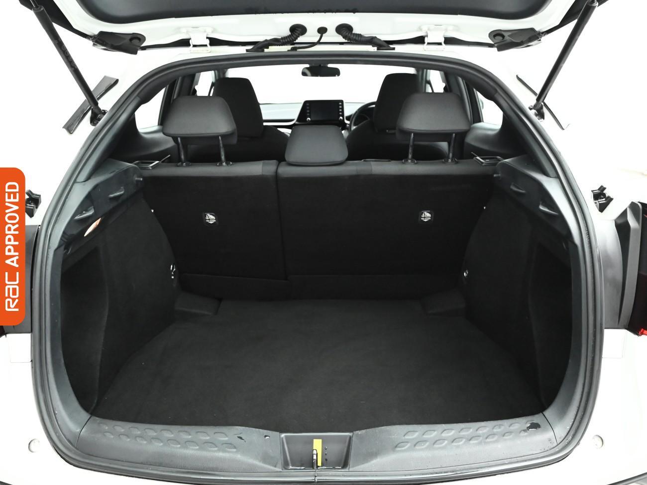 Used Toyota C-HR 2020 for sale - 77642090: Photo 26