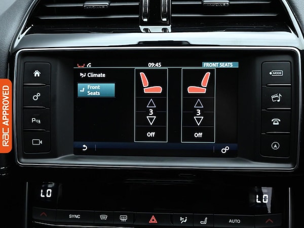 Used Jaguar XE 2018 for sale - 75824630: Photo 18