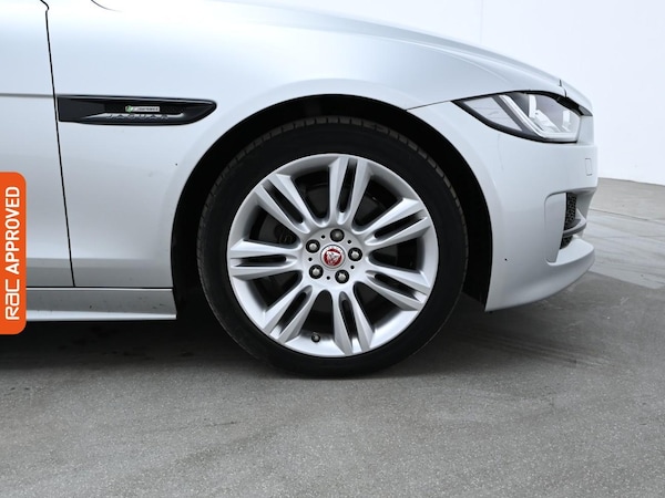 Used Jaguar XE 2018 for sale - 75824630: Photo 28